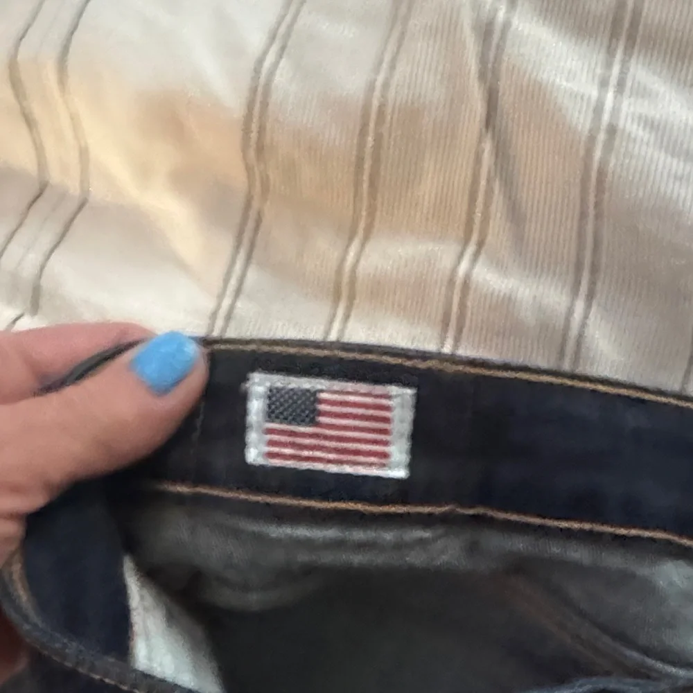 True Religion Dark Blue Jean Shorts - Picture 5 of 6